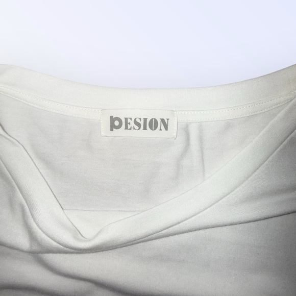 NWOT Pesion Graphic Tee with Gold Sunglasses Design Plus 4X White - Picture 7 of 12